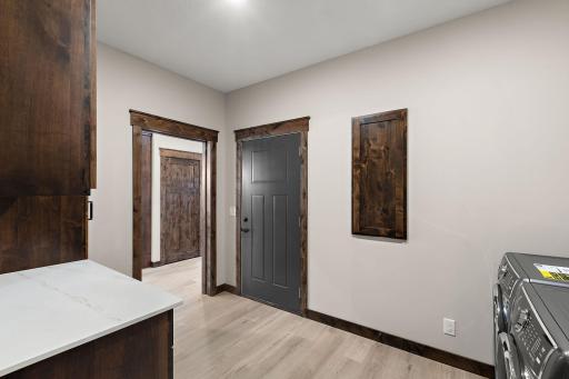 1043 Legend Lane, River Falls, WI 54022