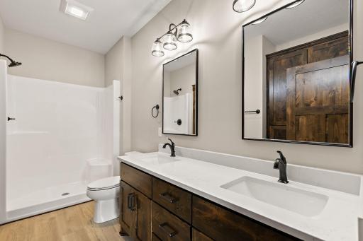 1043 Legend Lane, River Falls, WI 54022