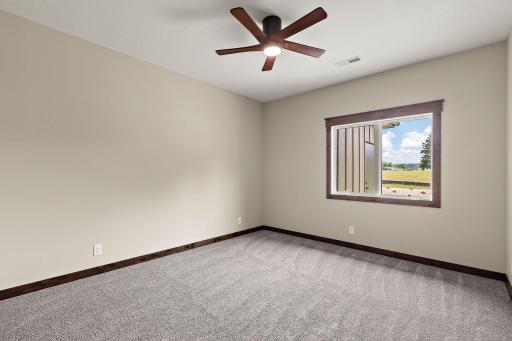 1043 Legend Lane, River Falls, WI 54022