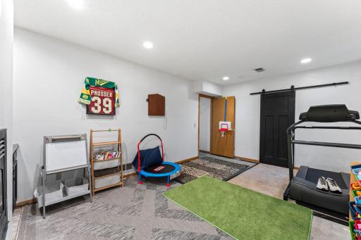 3415 Grimes Avenue N, Minneapolis, MN 55422