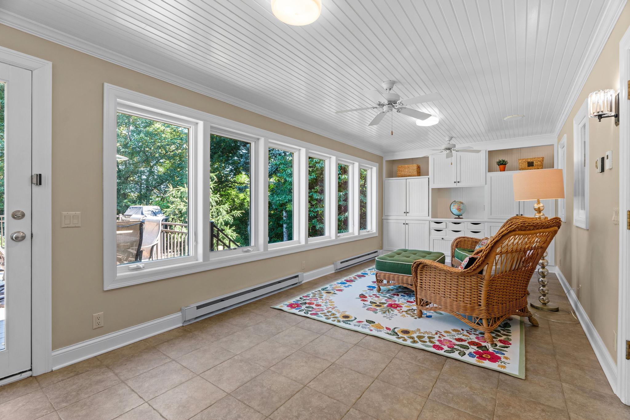 592 County Road 24, Wayzata, MN 55391