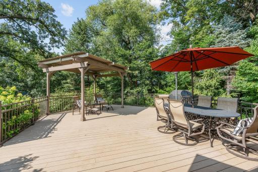 592 County Road 24, Wayzata, MN 55391