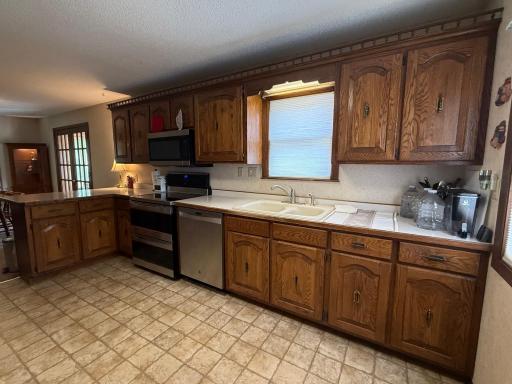 8428 Eastwood Road, Saint Paul, MN 55112