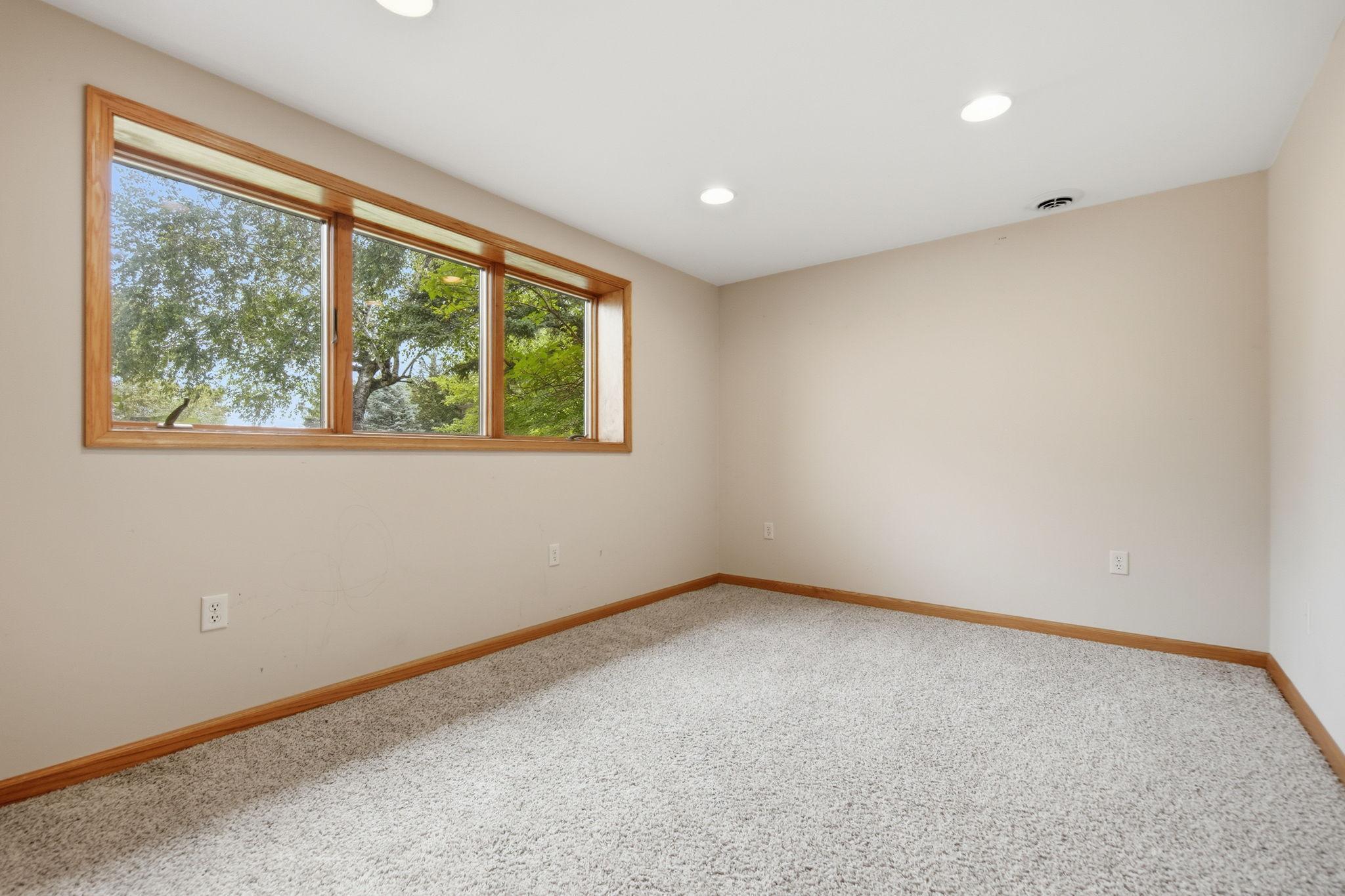 This is the fourth bedroom.