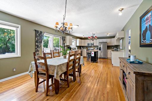 20-web-or-mls-6017 Birchcrest Dr Edina MN_0030.jpg