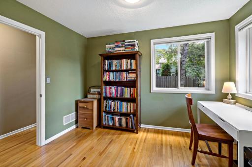 33-web-or-mls-6017 Birchcrest Dr Edina MN_0043.jpg
