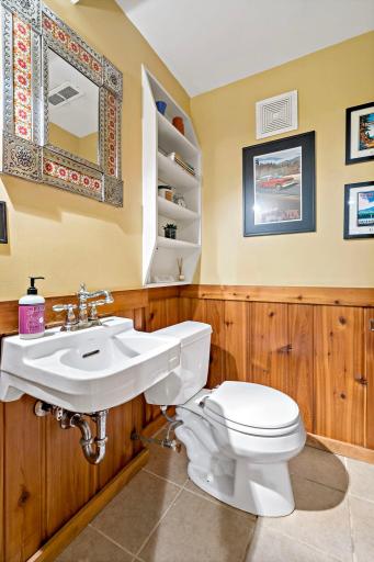 45-web-or-mls-6017 Birchcrest Dr Edina MN_0055.jpg