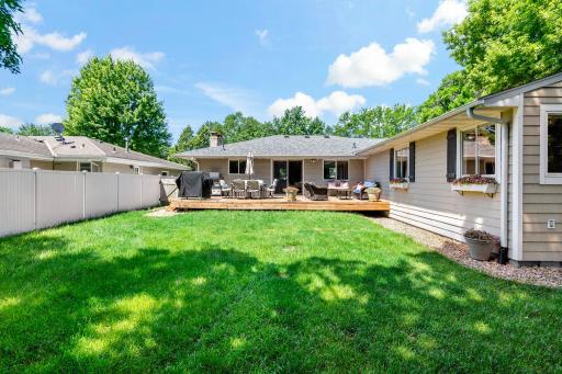57-web-or-mls-6017 Birchcrest Dr Edina MN_0002.jpg
