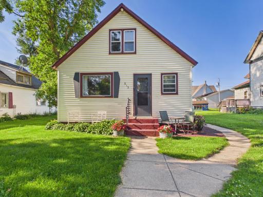 213 E 4th Street, Cyrus, MN 56381