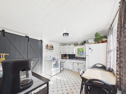 213 E 4th Street, Cyrus, MN 56381