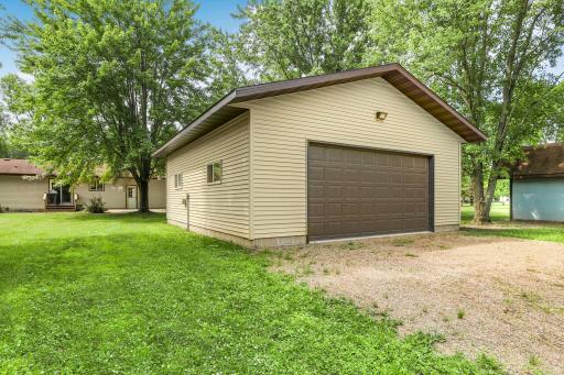 Detached 2-stall garage with alley access