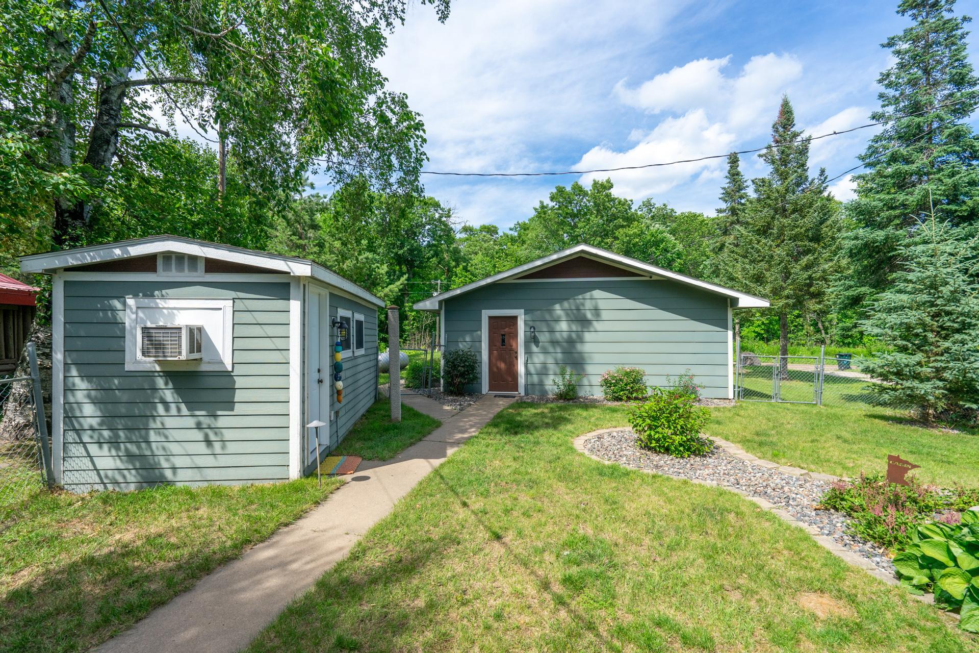 Garage/Bunkhouse