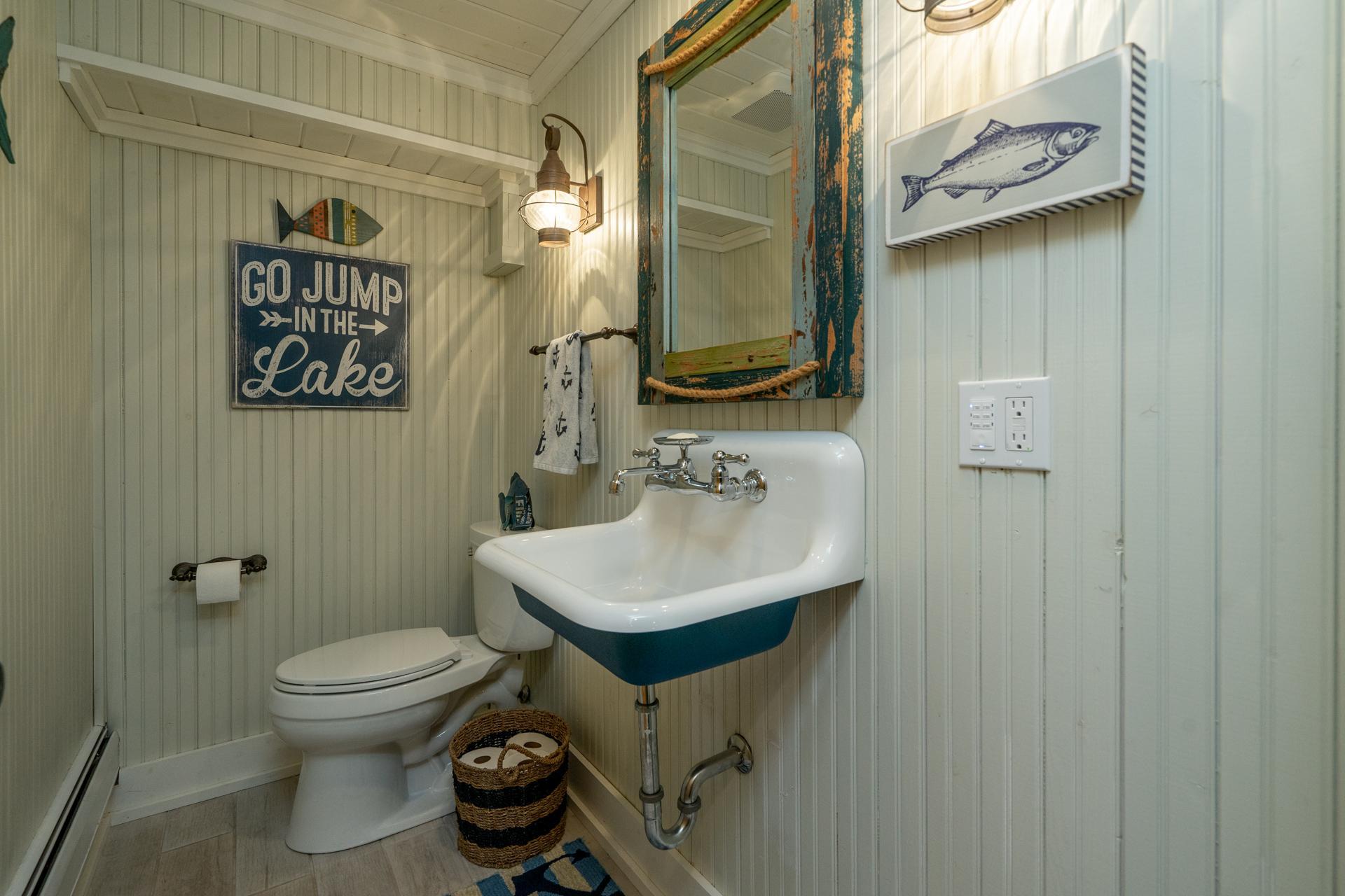 Lower Level 1/2 Bath
