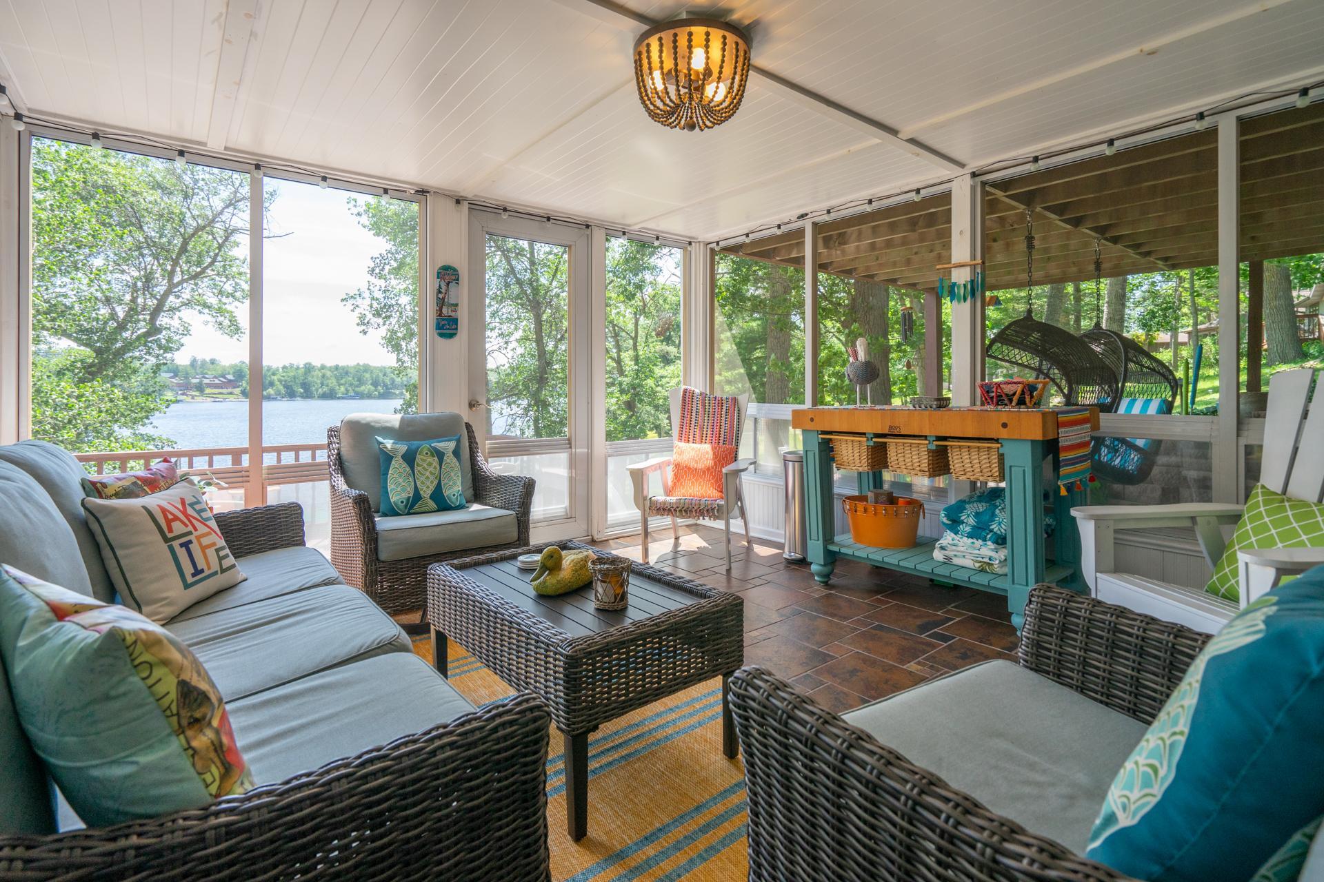 Lower Level Screen Porch