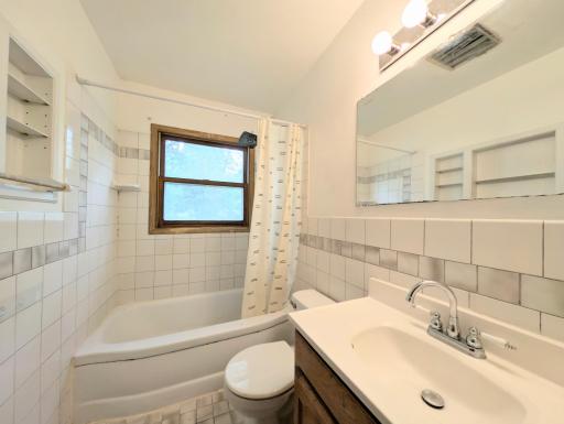 1003 9th Avenue, Anoka, MN 55303