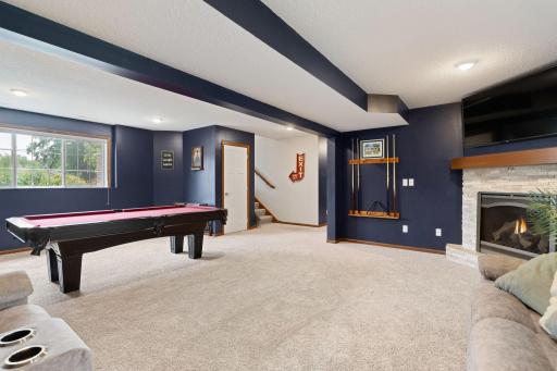 2011 12th Avenue NE, Austin, MN 55912