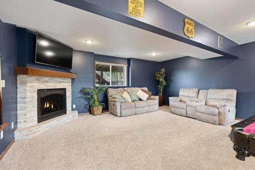 2011 12th Avenue NE, Austin, MN 55912