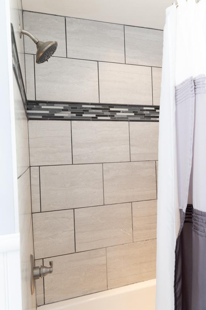 Shower Tile detail in main level Bath
