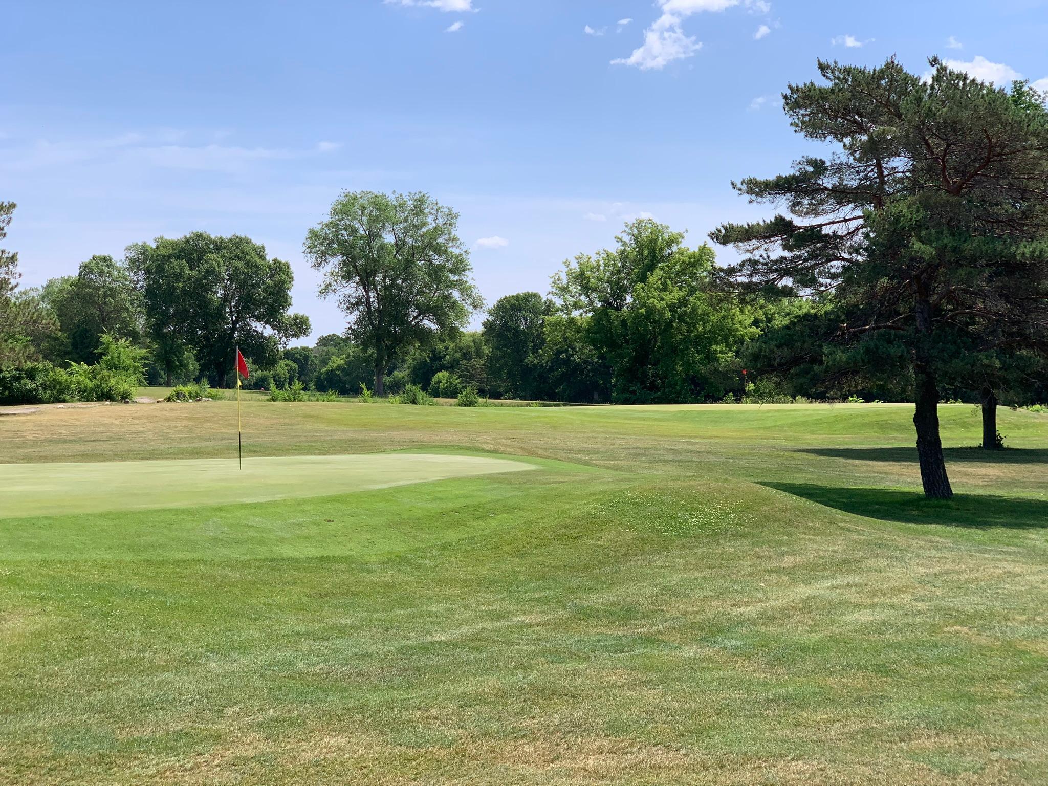 Daytona Golf Club is only five minutes away!