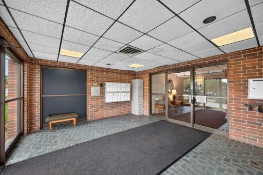 2 bed 2 bath condo for sale downtown Rochester MN 317 6th Ave SW