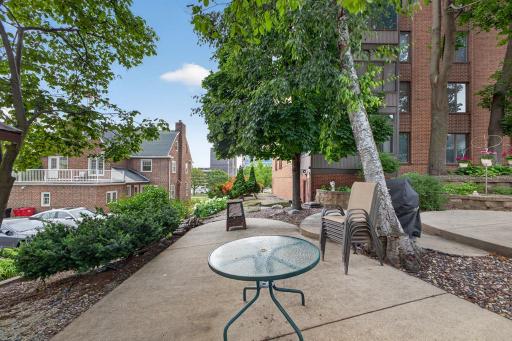 2 bed 2 bath condo for sale downtown Rochester MN 317 6th Ave SW