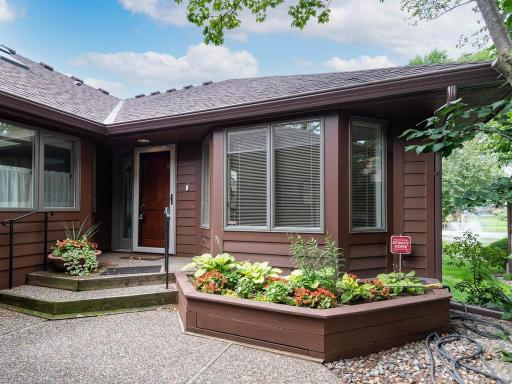 7786 Lochmere Terrace, Edina, MN 55439