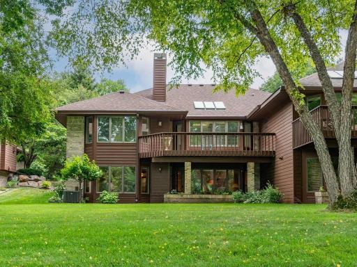 Exceptional one-level living with walk out lower level. An ideal Edina location near Braemar and Lewis Ridge Park.