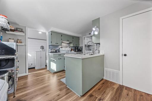312 Langer Avenue S, Casselton, ND 58012