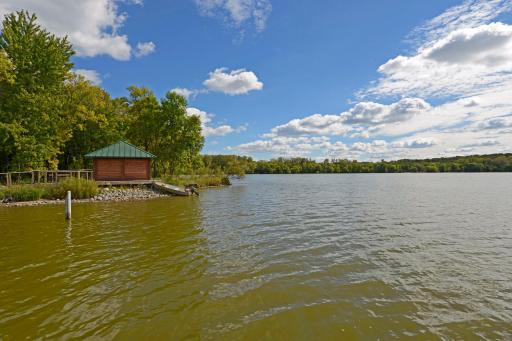 9733 Liberty Court, Eden Prairie, MN 55347