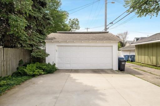 3136 29th Avenue S, Minneapolis, MN 55406