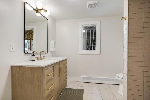 193 Ridgeview Drive, Wayzata, MN 55391
