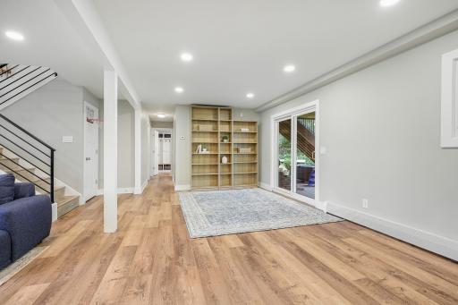 193 Ridgeview Drive, Wayzata, MN 55391