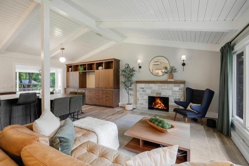 193 Ridgeview Drive, Wayzata, MN 55391