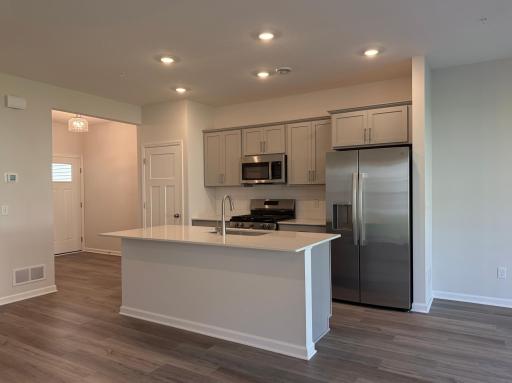 Photo for 23154 Creekview Court, Rogers, MN 55374 - listing #7104433 Modern kitchen with stylish finishes and plenty of workspace.