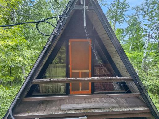 38837 Sissebakwet Shores Road, Cohasset, MN 55721