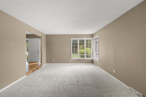698 Badlands Road, Hudson, WI 54016