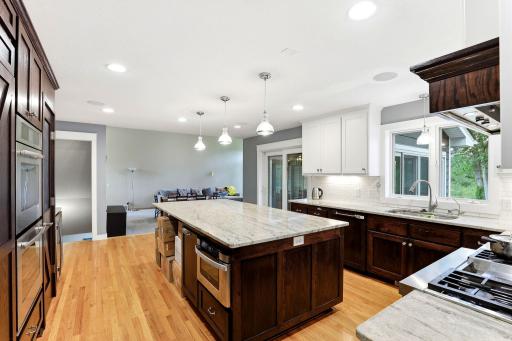 5968 Scenic Place, Shoreview, MN 55126