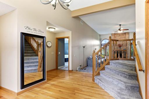 5968 Scenic Place, Shoreview, MN 55126