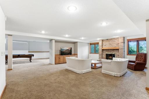 5968 Scenic Place, Shoreview, MN 55126