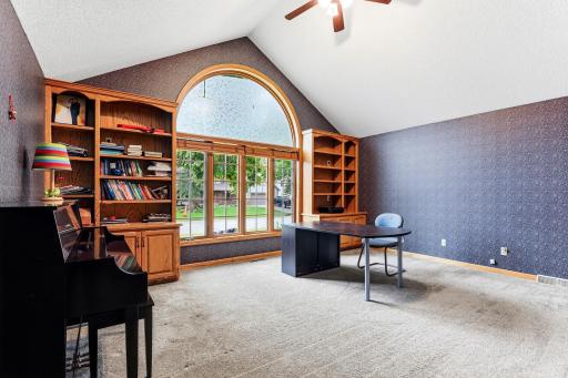 5968 Scenic Place, Shoreview, MN 55126