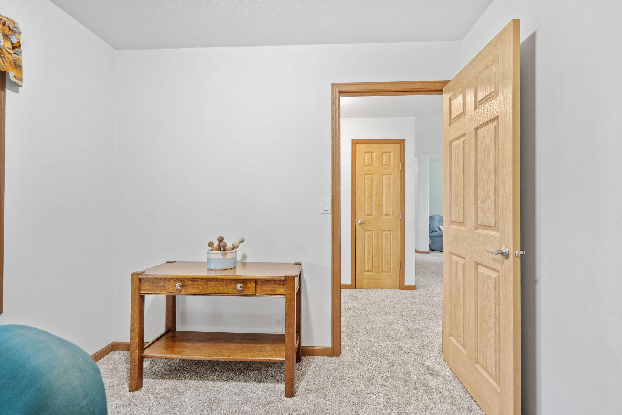 Office - 24646 548th Avenue, Grove City, MN 56243