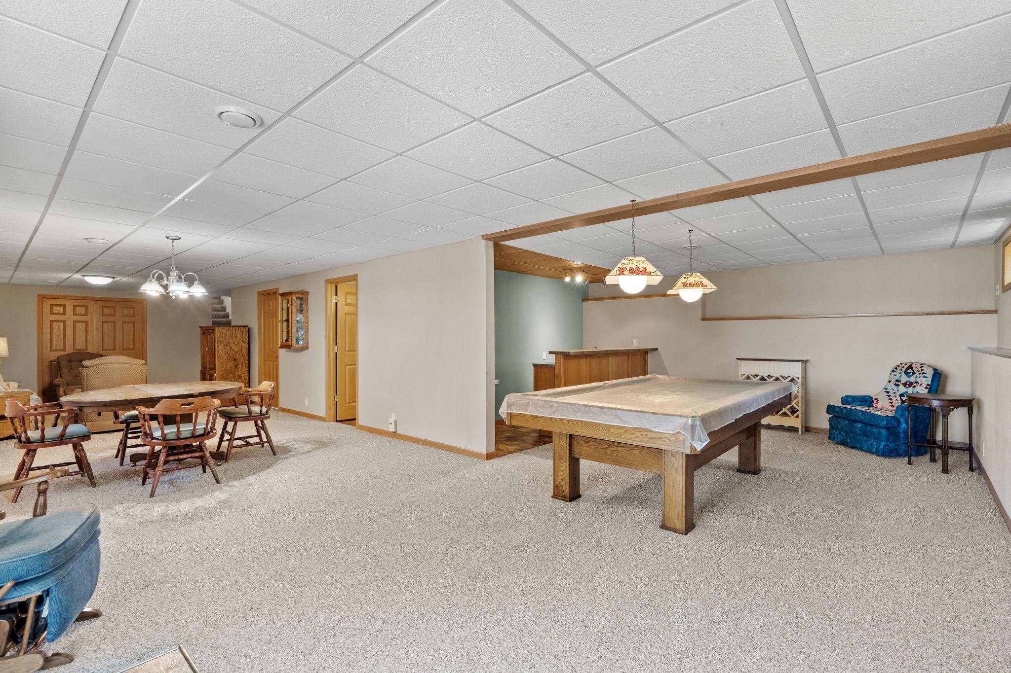 Game Room - 24646 548th Avenue, Grove City, MN 56243
