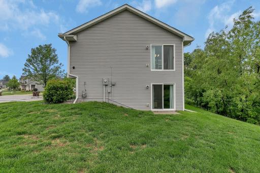 521 Willow Creek Parkway, Buffalo, MN 55313