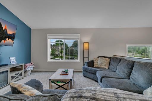 521 Willow Creek Parkway, Buffalo, MN 55313