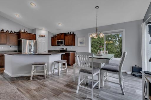 521 Willow Creek Parkway, Buffalo, MN 55313