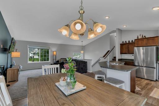 521 Willow Creek Parkway, Buffalo, MN 55313