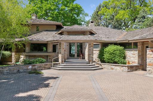 28235 Boulder Circle, Excelsior, MN 55331