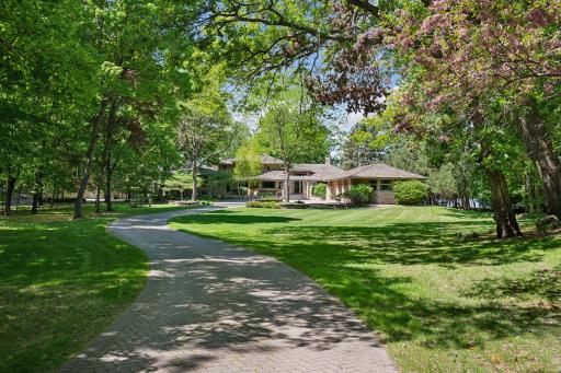 28235 Boulder Circle, Excelsior, MN 55331