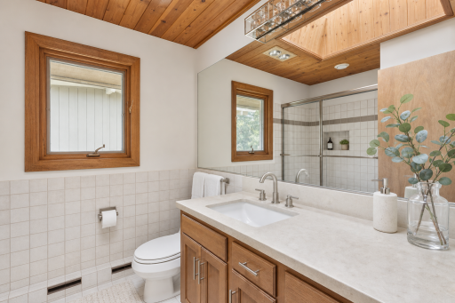28235 Boulder Circle, Excelsior, MN 55331