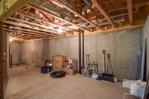 12618 Jamestown Street NE, Blaine, MN 55449